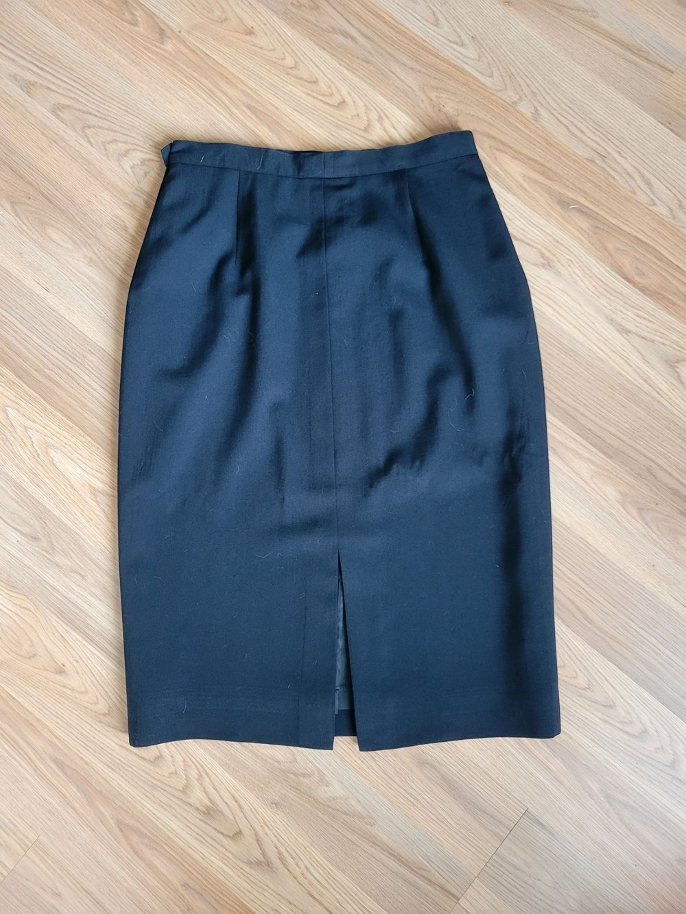 Austin Reed 100% Worsted Wool Black Midi Vintage Academia Pencil Skirt Size 12 - Picture 7 of 7